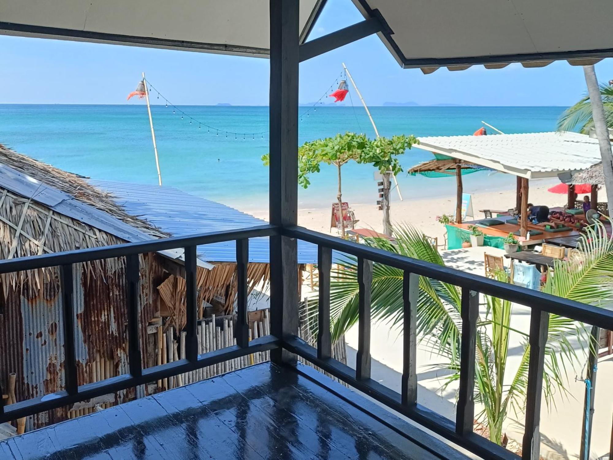 Sea Shell Beach Resort Ко-Ланта Екстер'єр фото
